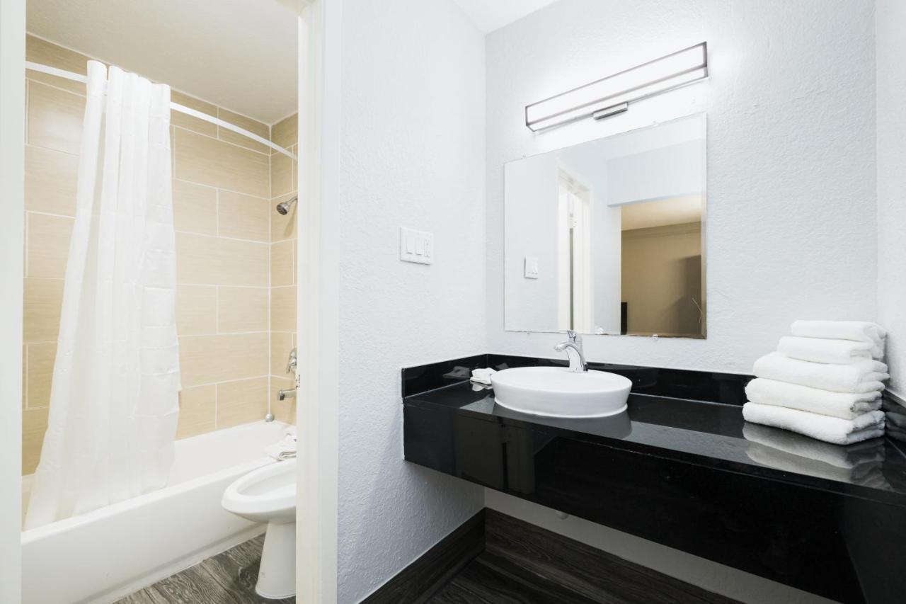 Studio 6 Baytown, Tx - Garth Road ภายนอก รูปภาพ
